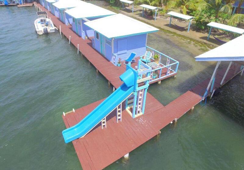 Отель Cosmic Crab Resort