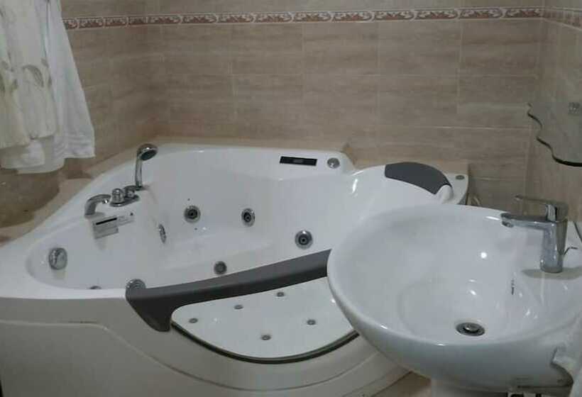 ホテル Huford  Lodge