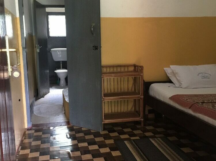 בית מלון כפרי Mountain Paradise Lodge