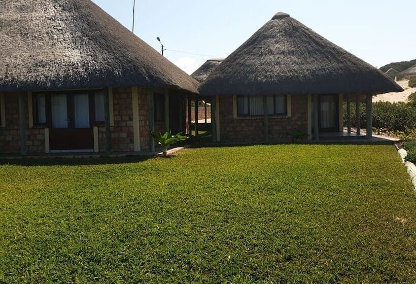 בית מלון כפרי Oyster Bay Estate