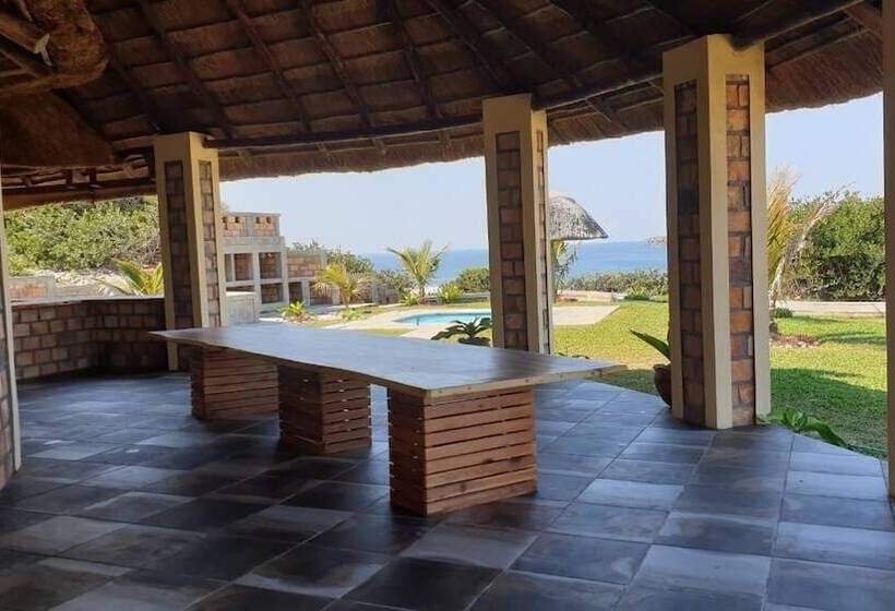 فندق Oyster Bay Estate