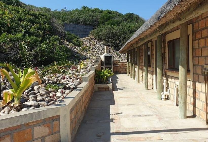 فندق Oyster Bay Estate