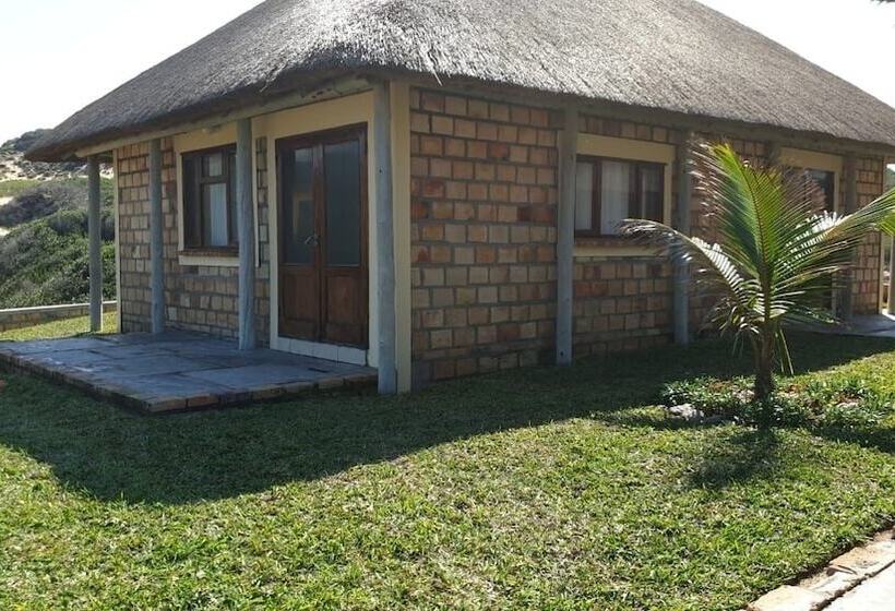 בית מלון כפרי Oyster Bay Estate