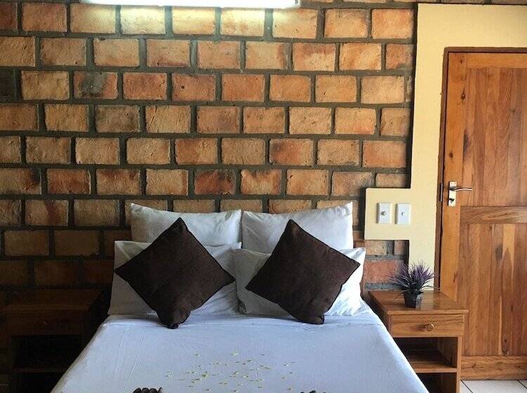 فندق Oyster Bay Estate