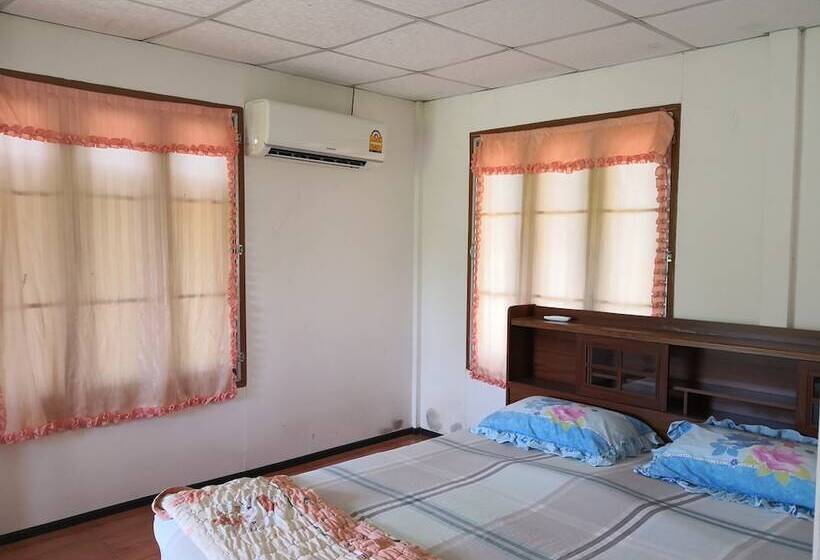 Hotel Phutara Resort