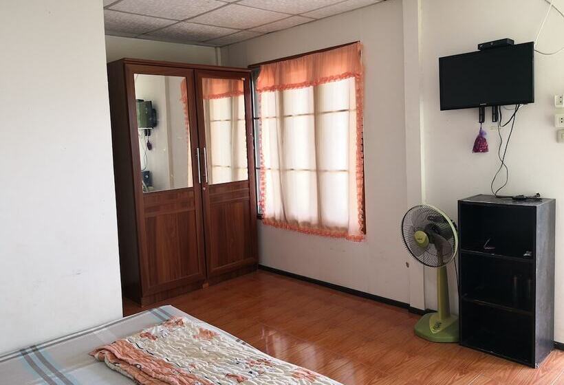 Hotel Phutara Resort