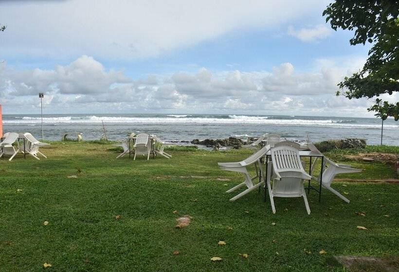 호텔 Beach Villa Polhena