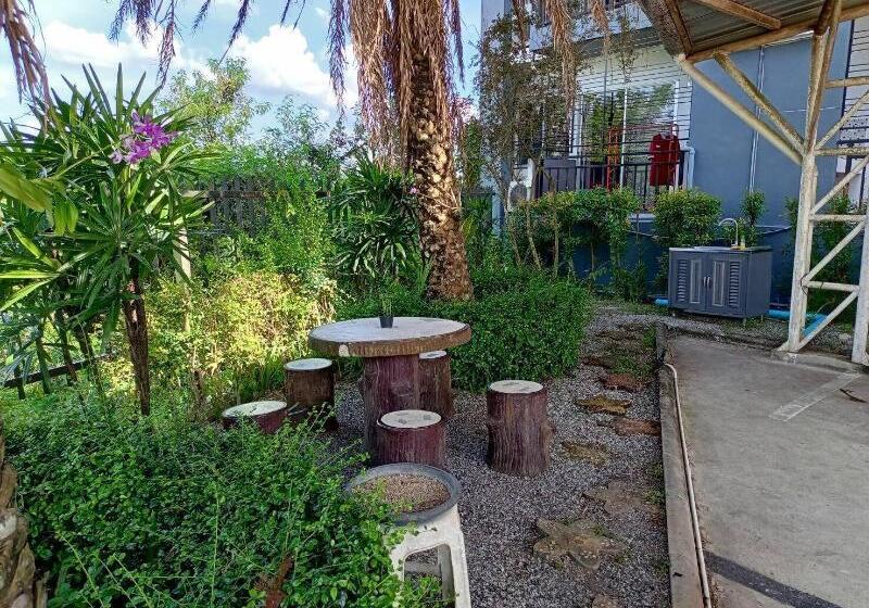 Hotel Room 9 Residence