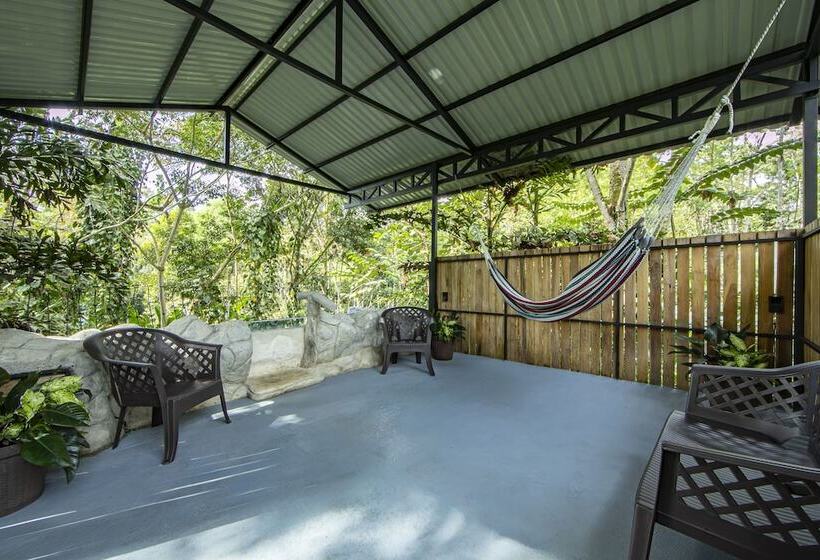 בית מלון כפרי Eden Organic Farm & Bungalows