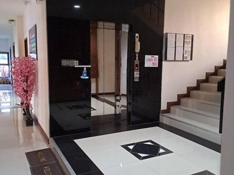 Hotel Sakura Boutique