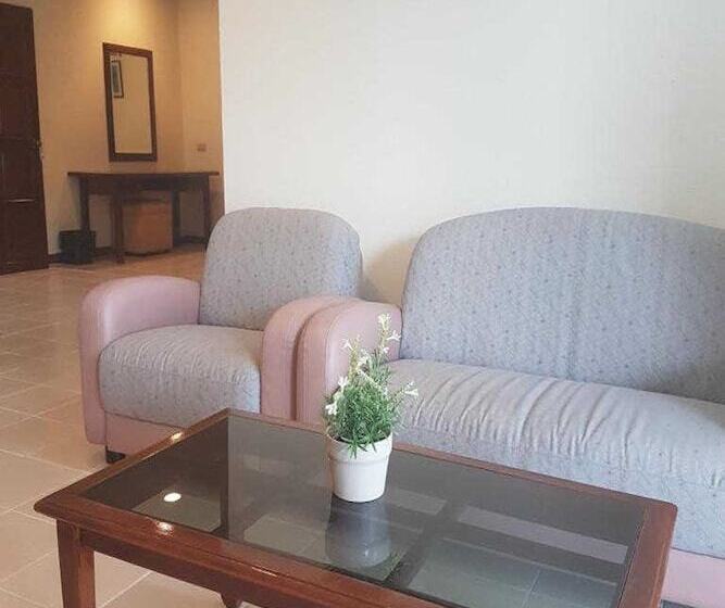 호텔 Sawang Resort Golf Club And