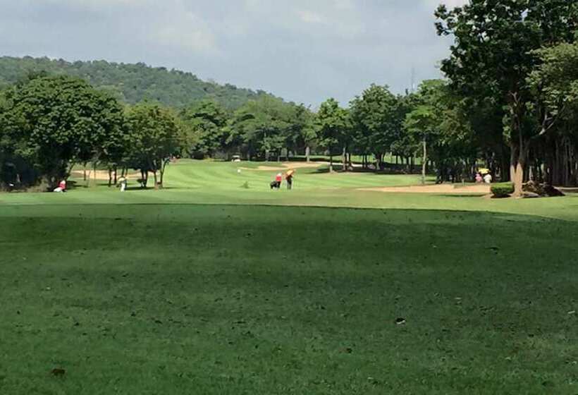 호텔 Sawang Resort Golf Club And