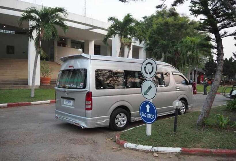 호텔 Sawang Resort Golf Club And