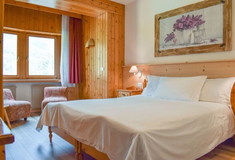 Отель Scoiattolo