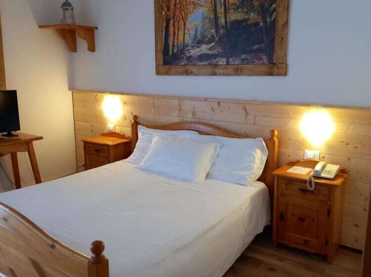 Отель Scoiattolo