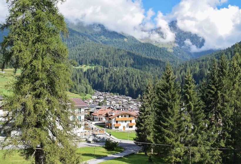 Отель Scoiattolo