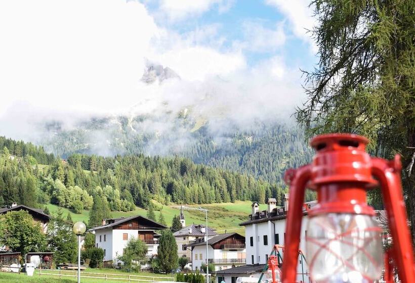 Отель Scoiattolo