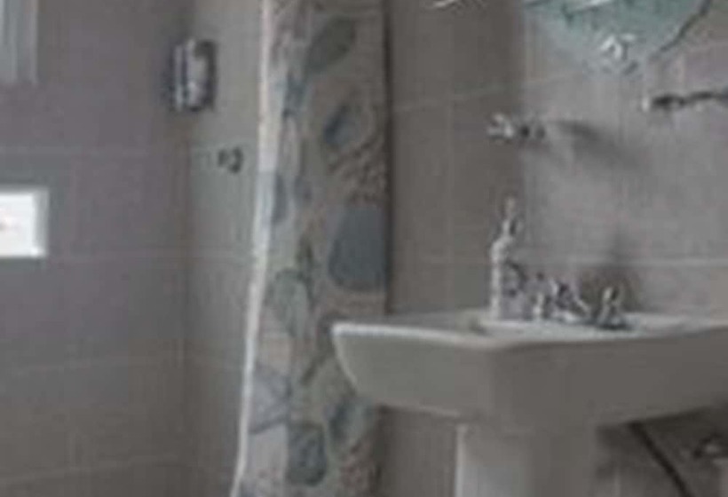 ホテル Senda Monarca