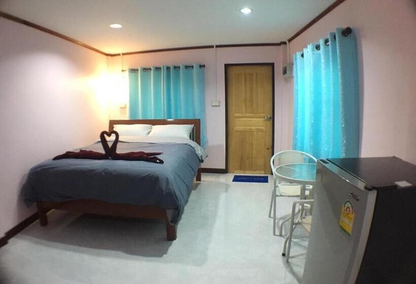 Отель Smile Resort