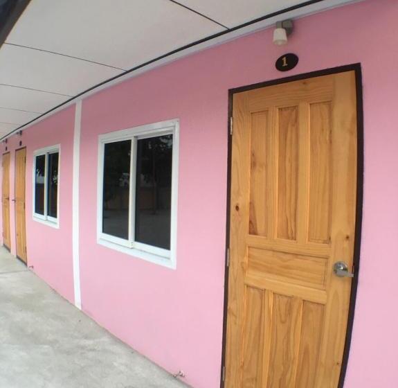 Отель Smile Resort