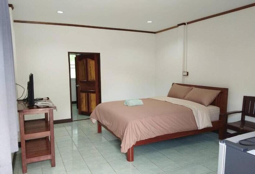 Отель Smile Resort