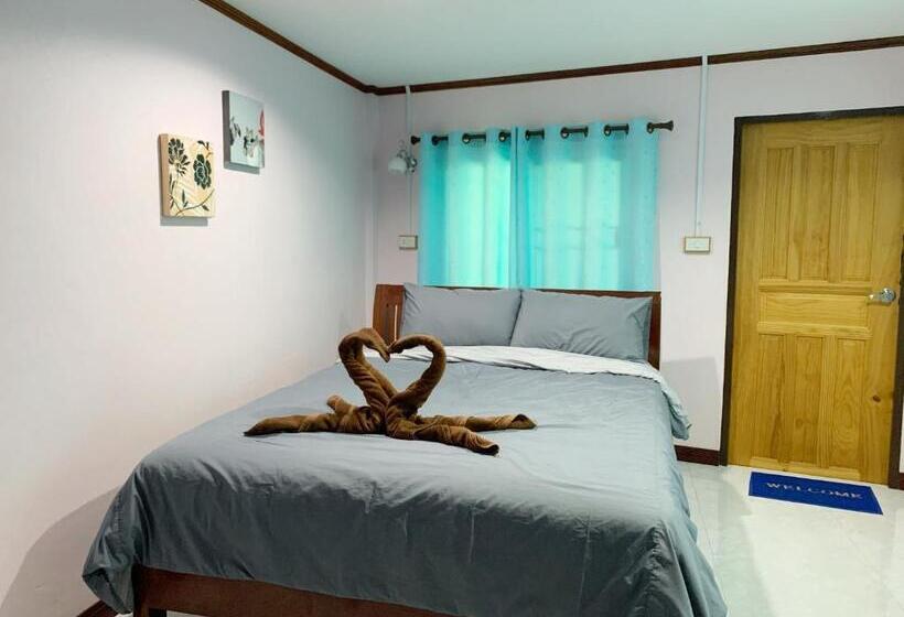 Отель Smile Resort