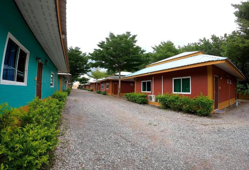 هتل Somjainuk Resort 2