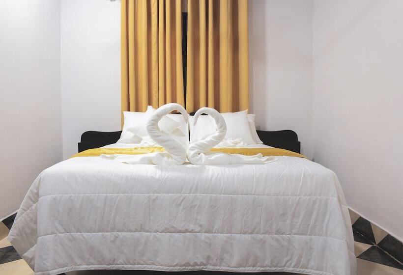 Отель Stay Rumies