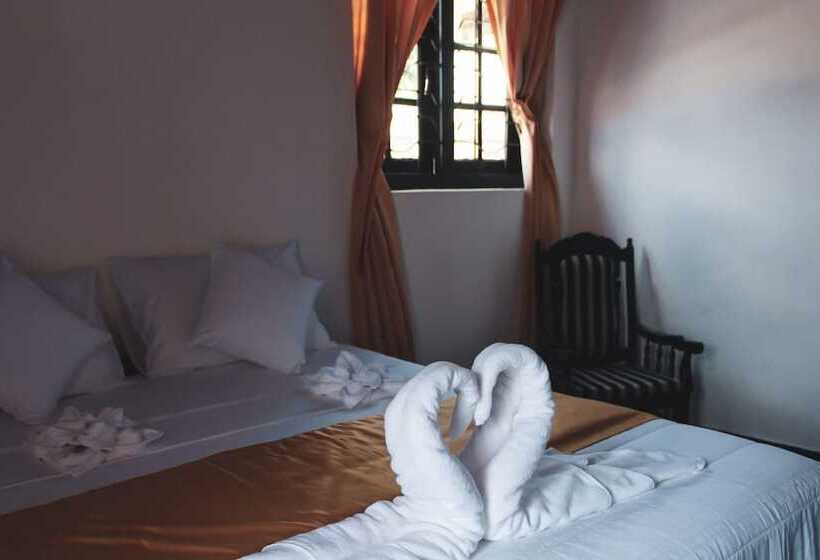 Отель Stay Rumies