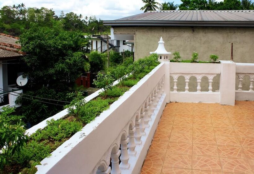 Отель Stay Rumies