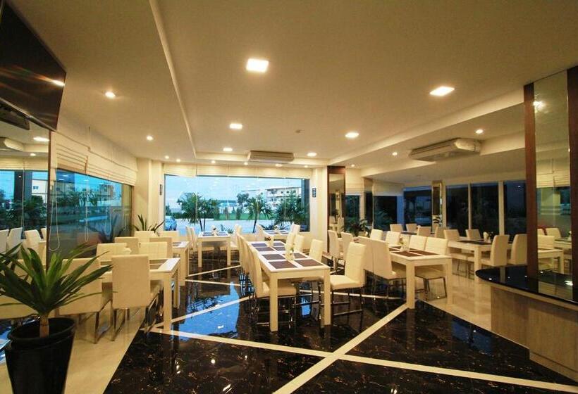 Hotel The Contrast I