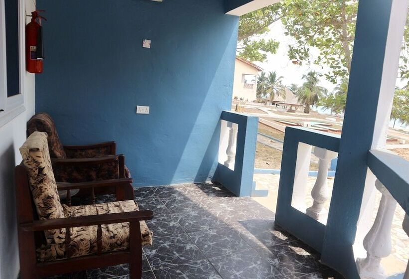 בית מלון כפרי Tills Beach