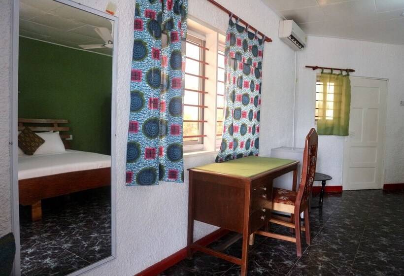 בית מלון כפרי Tills Beach