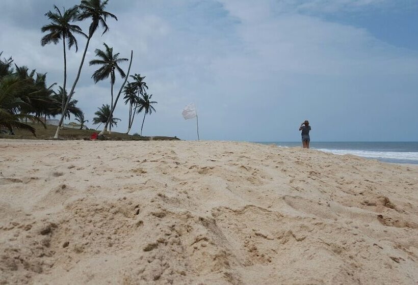 בית מלון כפרי Tills Beach