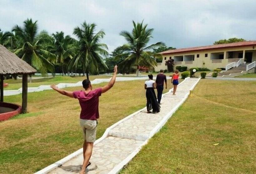 בית מלון כפרי Tills Beach