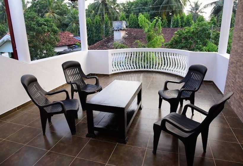 Пансион Airport Blessings Villa