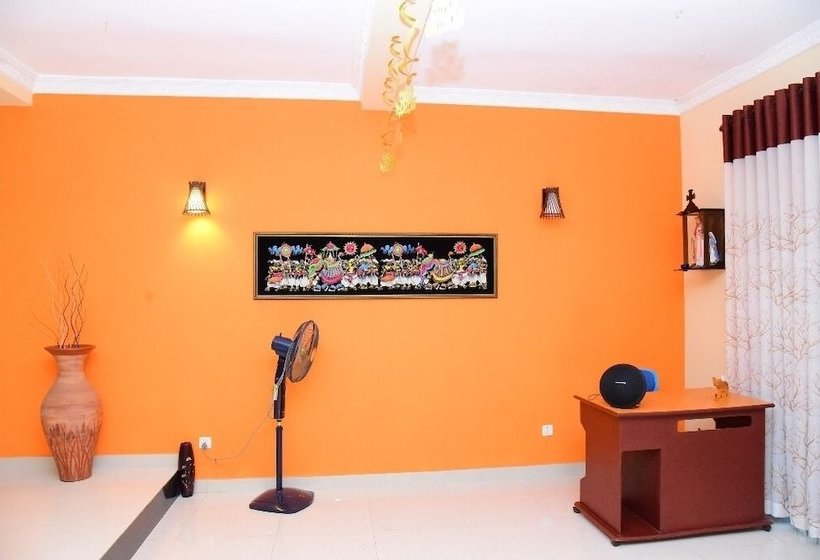 Пансион Airport Blessings Villa