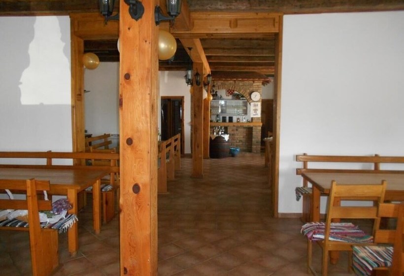 بنسيون Bakina Kuca