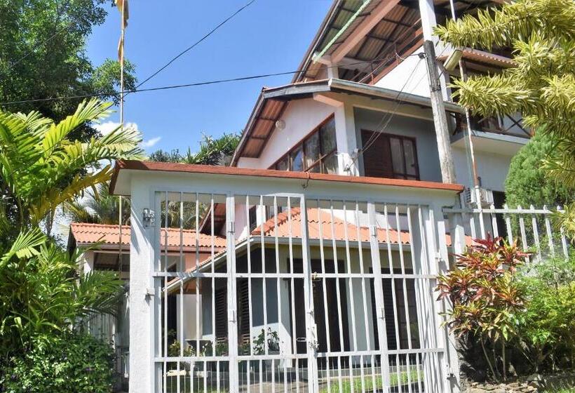 ペンション Deer Point Hotel Kandy