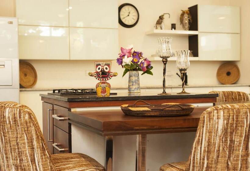 بنسيون Greenwinds Villa