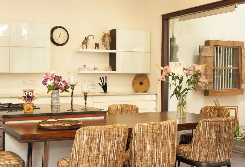 بنسيون Greenwinds Villa