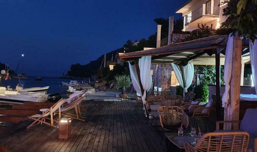 ペンション Augusta