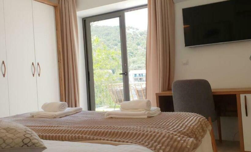 ペンション Augusta