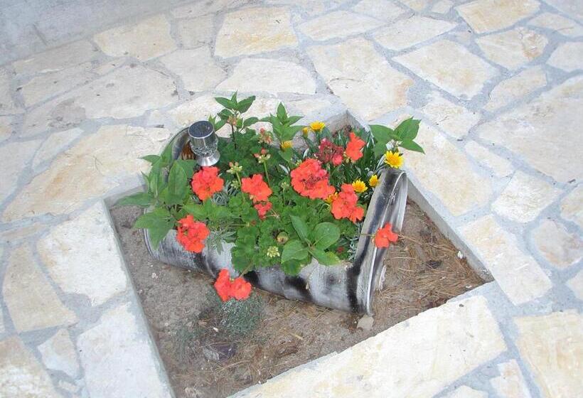 膳宿费 House Maka