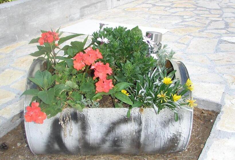 膳宿费 House Maka