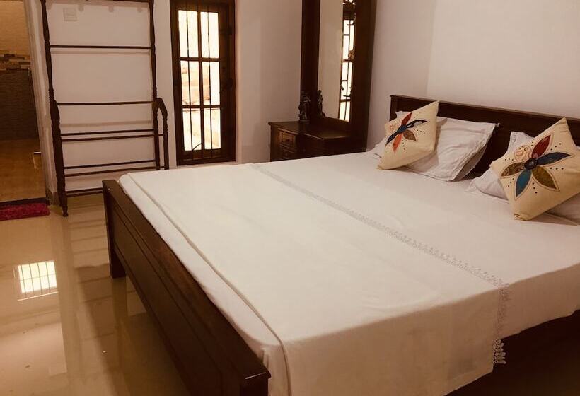 Пансион Kandy Home Stay Villa