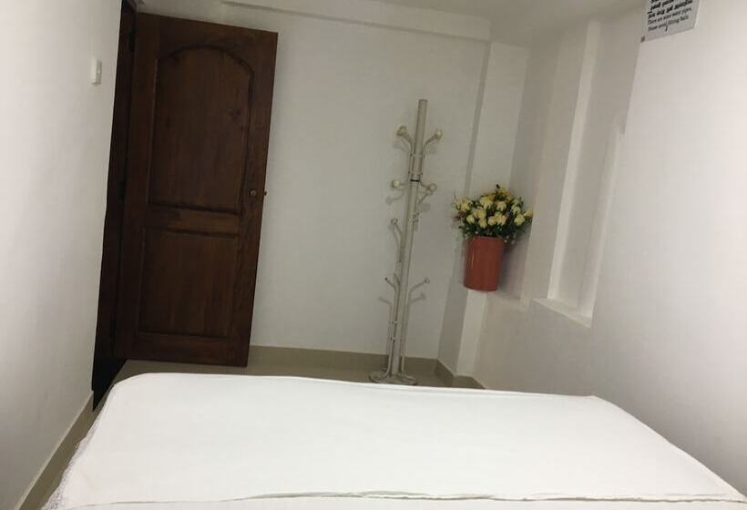 Пансион Kandy Home Stay Villa