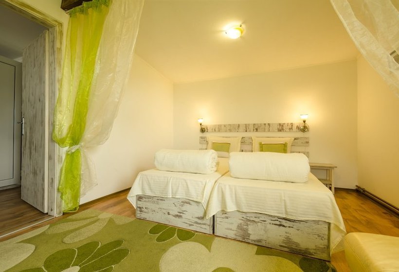 Пансион Kozareva Guest House