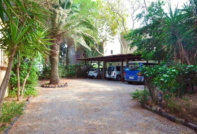 Pensjonat Le Mãƒâ nnare Case Vacanze Di Metopa Srl