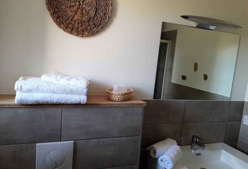 بنسيون Les Hauts De Malirat